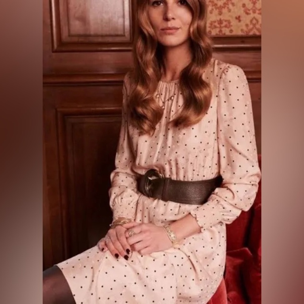 Sezane Justine Dress. Imprimé Pois Noir Fond Nude - French Size 36. US2